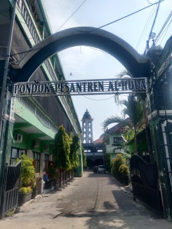 Pondok Pesantren Alhuda Kota Kediri